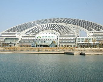 В Китае построили крупнейший в мире энергосберегающий офис